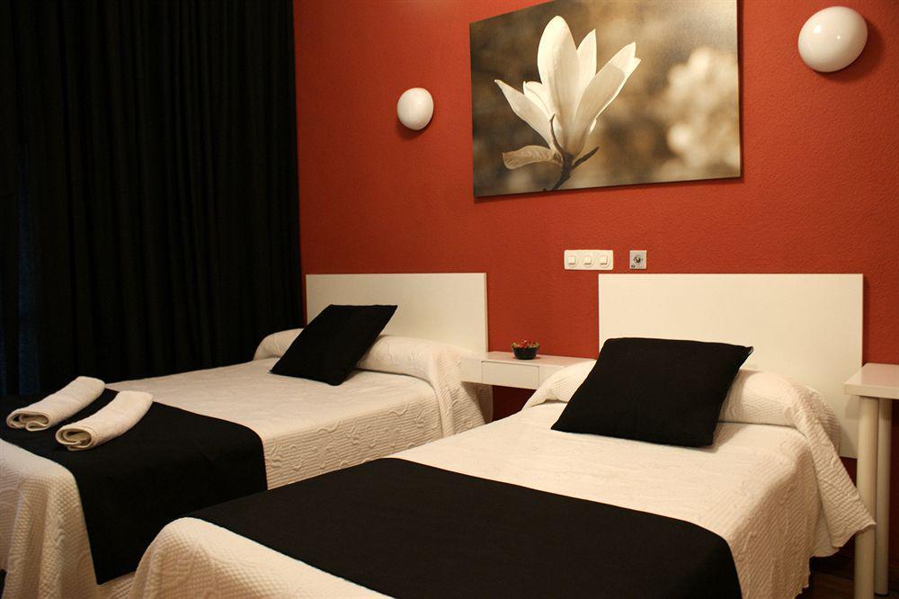 Hostal Rias Bajas Madrid Buitenkant foto