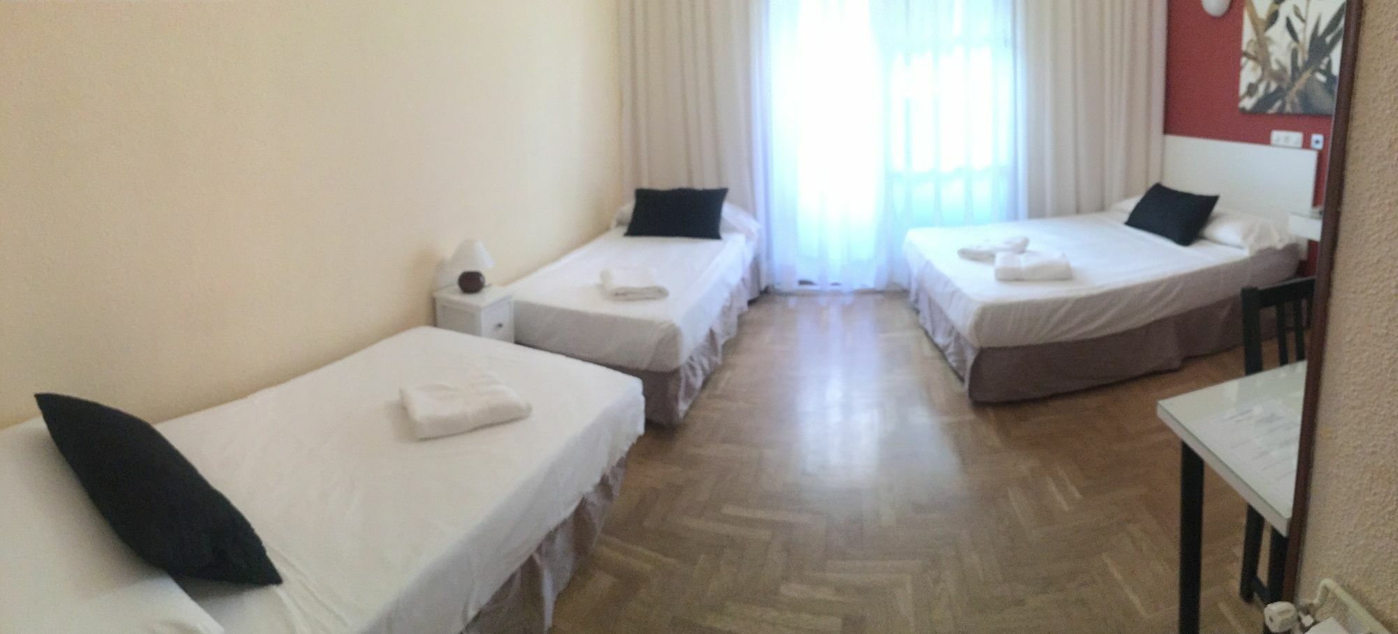 Hostal Rias Bajas Madrid Buitenkant foto