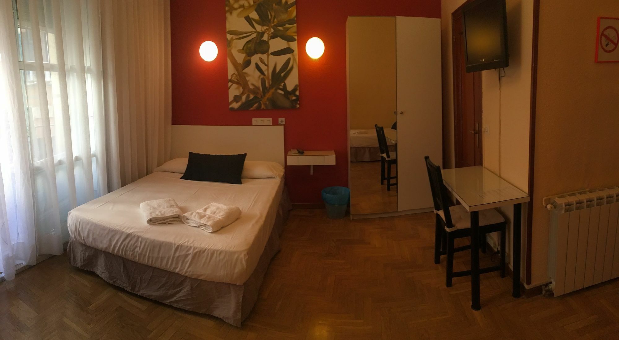 Hostal Rias Bajas Madrid Buitenkant foto