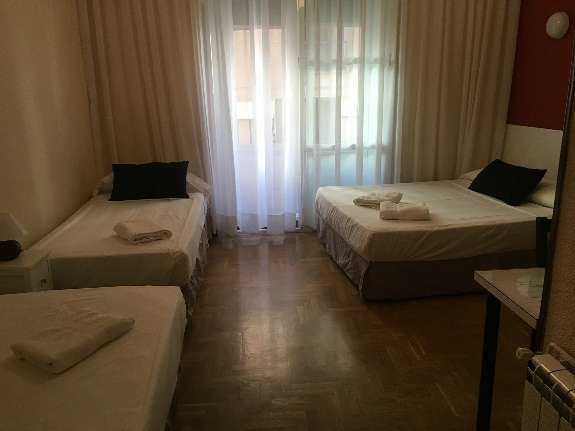 Hostal Rias Bajas Madrid Buitenkant foto