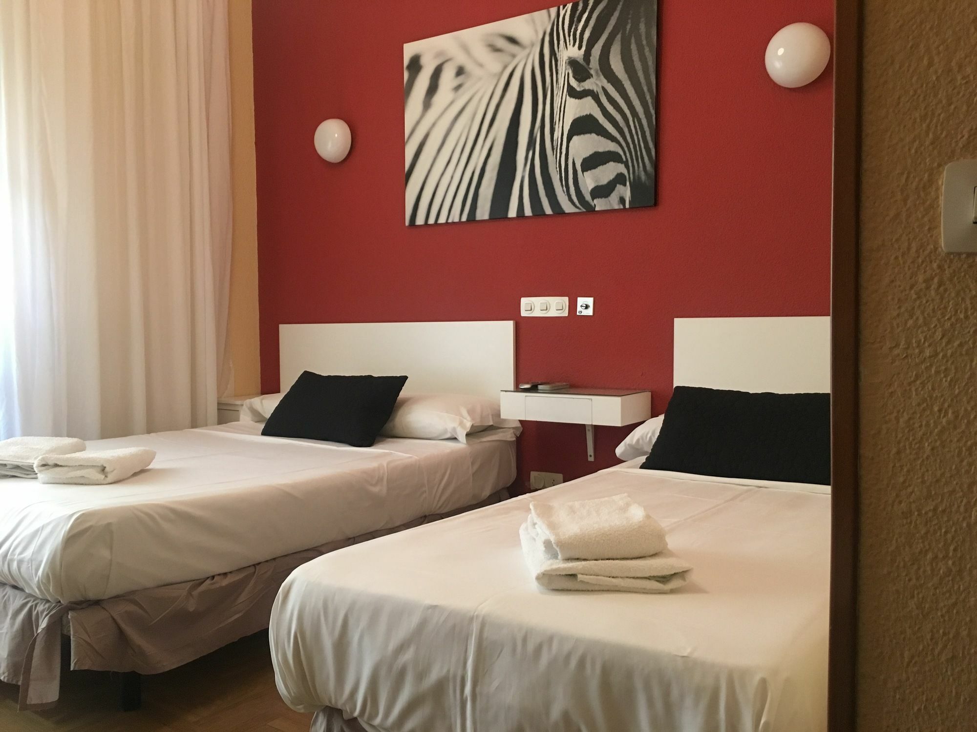Hostal Rias Bajas Madrid Buitenkant foto